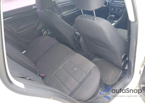 2011 Volkswagen Jetta Sportwagen 2.5L S z USA, uszkodzony, nr VIN 3VWPX7AJ5BM601475